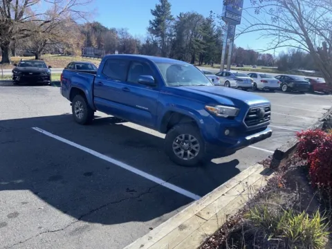 More photos of 2018 Toyota Tacoma SR5 at Smart Chevrolet, NC