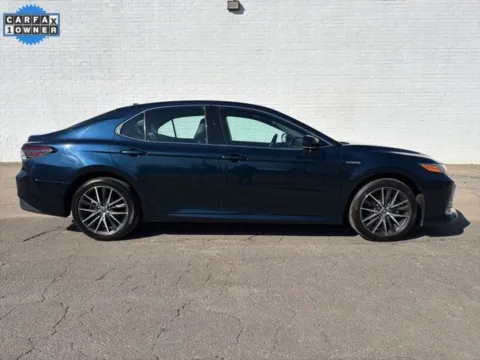 Green 2021 Toyota Camry Hybrid XLE for sale in Madison, NC