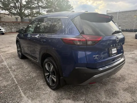 More photos of 2022 Nissan Rogue SL at Smart Chevrolet, NC
