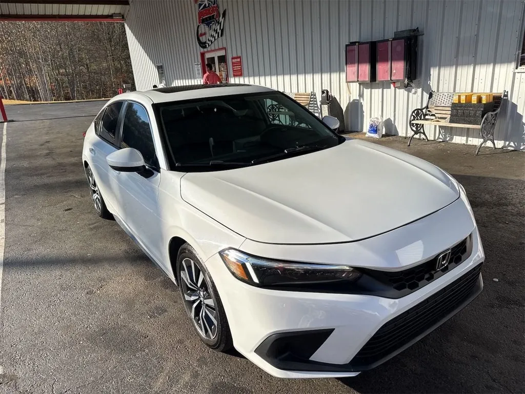 White 2023 Honda Civic EX-L for sale in Madison, NC