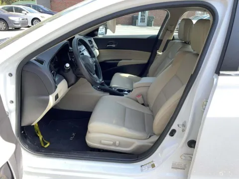 More photos of 2018 Acura ILX Premium Package at Smart Chevrolet, NC