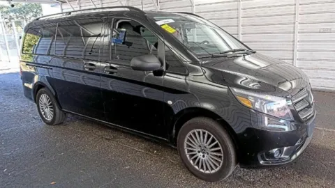 Black 2018 Mercedes-Benz Metris Passenger for sale in Madison, NC