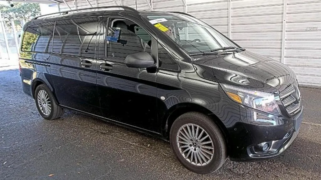 Black 2018 Mercedes-Benz Metris Passenger for sale in Madison, NC