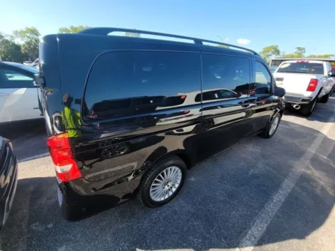 More photos of 2018 Mercedes-Benz Metris Passenger at Smart Chevrolet, NC