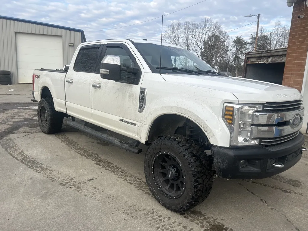 White 2018 Ford F-250SD Lariat for sale in Madison, NC