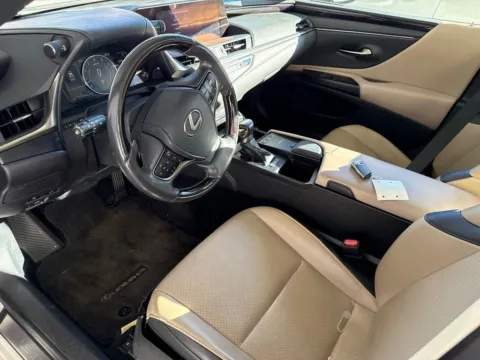 More photos of 2019 Lexus ES 350 Luxury at Smart Chevrolet, NC