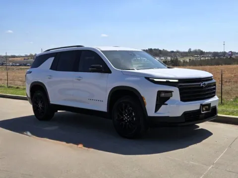 White 2026 Chevrolet Traverse LT for sale in Madison, NC