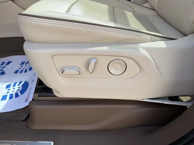 2022 GMC Yukon XL Denali - Photo 29