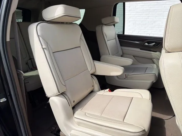 2022 GMC Yukon XL Denali - Photo 11