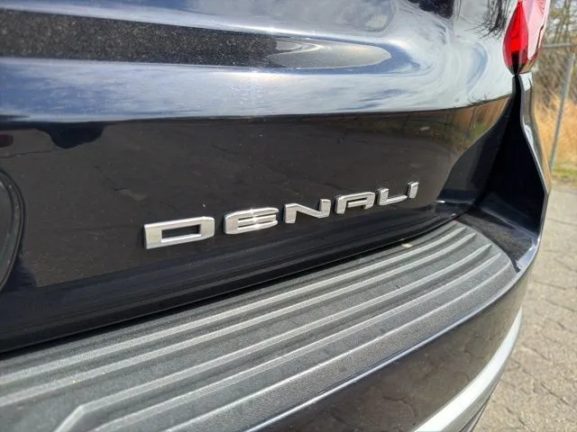 2022 GMC Yukon XL Denali - Photo 19