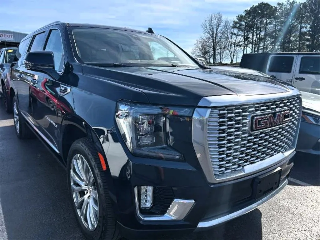 Blue 2022 GMC Yukon XL Denali for sale in Madison, NC