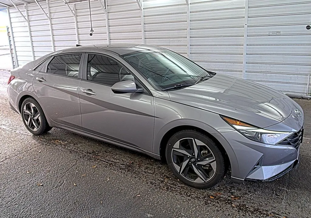 Silver 2023 Hyundai Elantra SEL for sale in Madison, NC