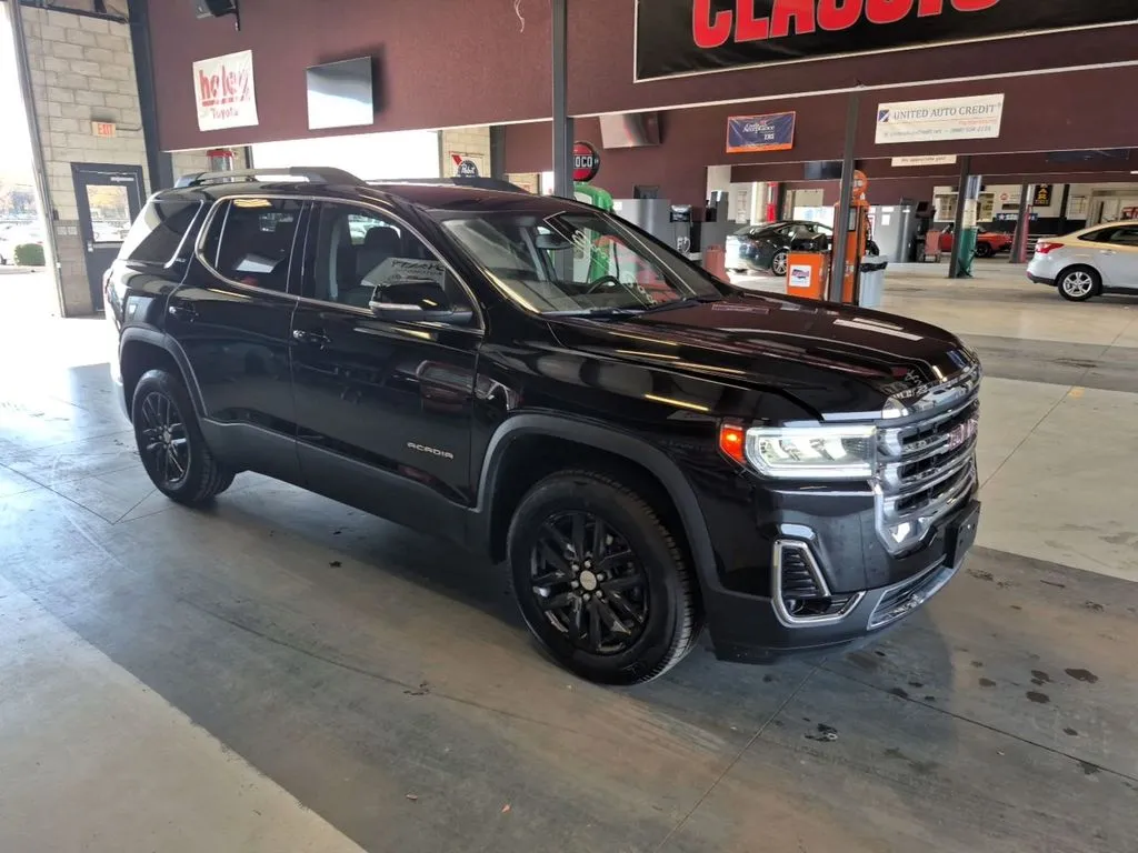 2023 GMC Acadia SLT for sale in Madison, NC