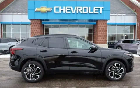 Black 2026 Chevrolet Trax 2RS for sale in Madison, NC