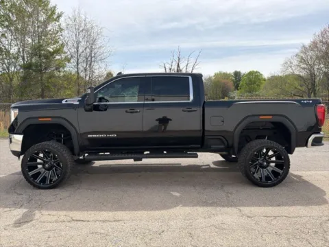 More photos of 2021 GMC Sierra 2500HD SLE at Smart Chevrolet, NC
