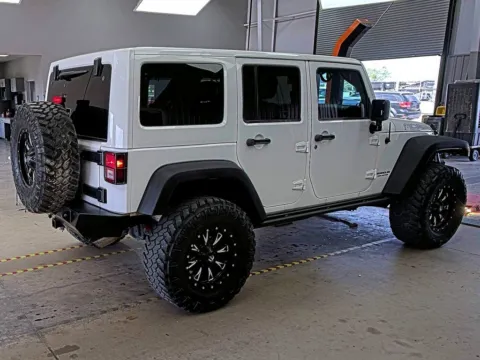 More photos of 2013 Jeep Wrangler Unlimited Sahara at Smart Chevrolet, NC
