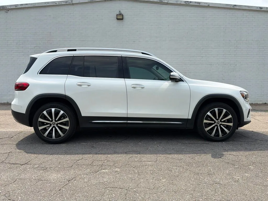 White 2022 Mercedes-Benz GLB 250 for sale in Madison, NC