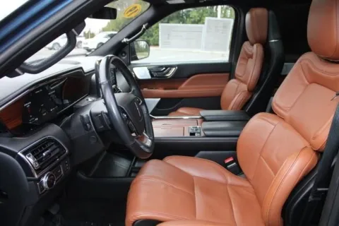 More photos of 2019 Lincoln Navigator L Reserve at Smart Chevrolet, NC