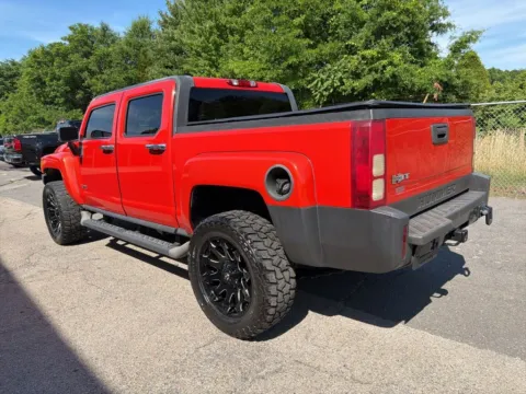 More photos of 2009 Hummer H3T Luxury at Smart Chevrolet, NC