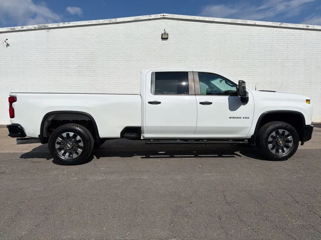 White 2021 Chevrolet Silverado 2500HD Custom for sale in Madison, NC