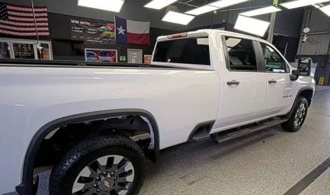 More photos of 2021 Chevrolet Silverado 2500HD Custom at Smart Chevrolet, NC