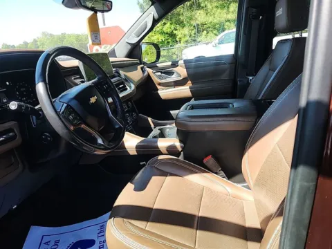 More photos of 2022 Chevrolet Suburban High Country at Smart Chevrolet, NC
