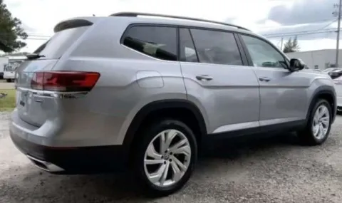 More photos of 2021 Volkswagen Atlas 3.6L V6 SE w/Technology at Smart Chevrolet, NC
