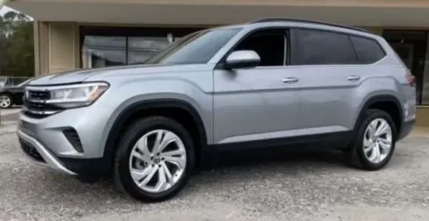 Photos of 2021 Volkswagen Atlas 3.6L V6 SE w/Technology for sale in Madison, NC at Smart Chevrolet
