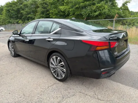 More photos of 2023 Nissan Altima 2.5 SL at Smart Chevrolet, NC