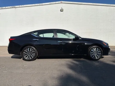 Black 2025 Nissan Altima 2.5 SV for sale in Madison, NC