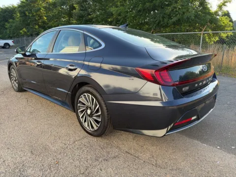 More photos of 2021 Hyundai Sonata Hybrid Limited at Smart Chevrolet, NC