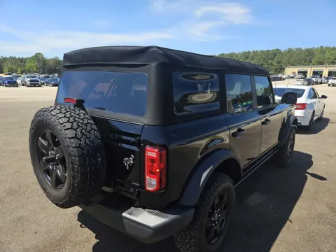 More photos of 2024 Ford Bronco Black Diamond at Smart Chevrolet, NC