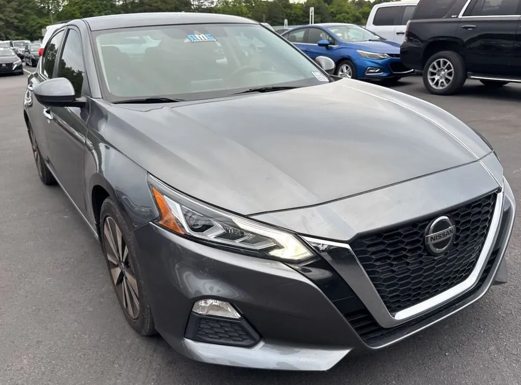 Gray 2022 Nissan Altima 2.5 SV for sale in Madison, NC
