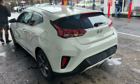 More photos of 2020 Hyundai Veloster 2.0 at Smart Chevrolet, NC