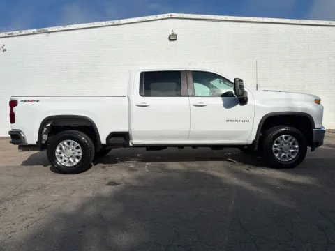 White 2021 Chevrolet Silverado 2500 HD LT for sale in Madison, NC
