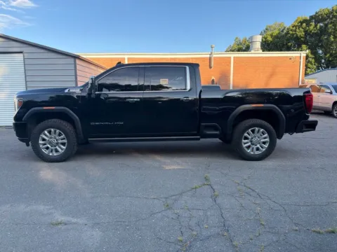 Black 2023 GMC Sierra 2500HD Denali for sale in Madison, NC