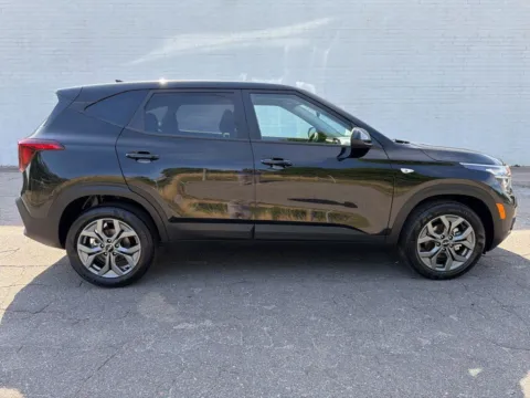 Black 2026 Kia Seltos LX for sale in Madison, NC