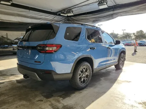 More photos of 2025 Honda Pilot TrailSport at Smart Chevrolet, NC