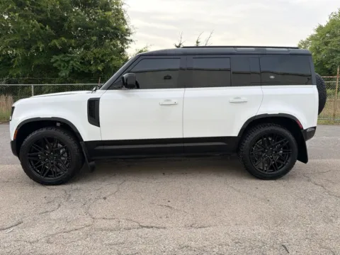 More photos of 2023 Land Rover Defender 110 X-Dynamic SE at Smart Chevrolet, NC