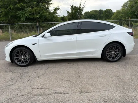 More photos of 2019 Tesla Model 3 Standard Range Plus at Smart Chevrolet, NC
