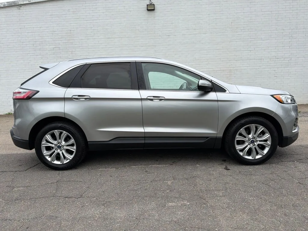 Silver 2020 Ford Edge Titanium for sale in Madison, NC