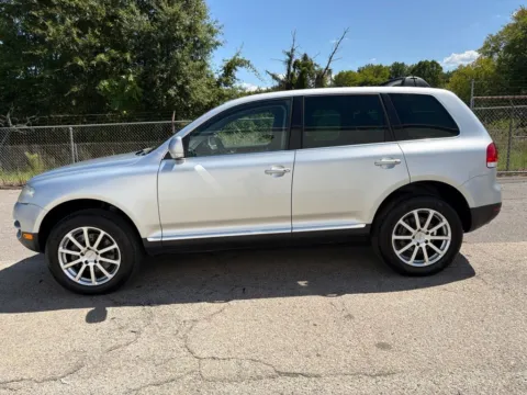 More photos of 2006 Volkswagen Touareg V10 TDI at Smart Chevrolet, NC