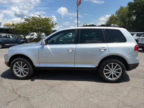 More photos of 2006 Volkswagen Touareg V10 TDI at Smart Chevrolet, NC