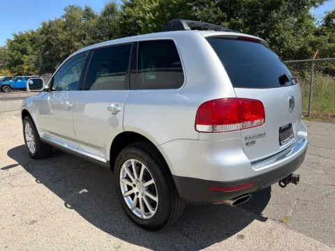 More photos of 2006 Volkswagen Touareg V10 TDI at Smart Chevrolet, NC