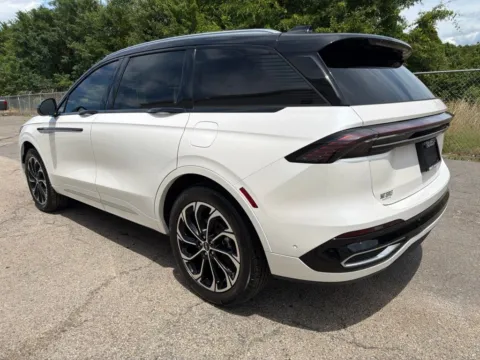 More photos of 2024 Lincoln Nautilus Reserve at Smart Chevrolet, NC