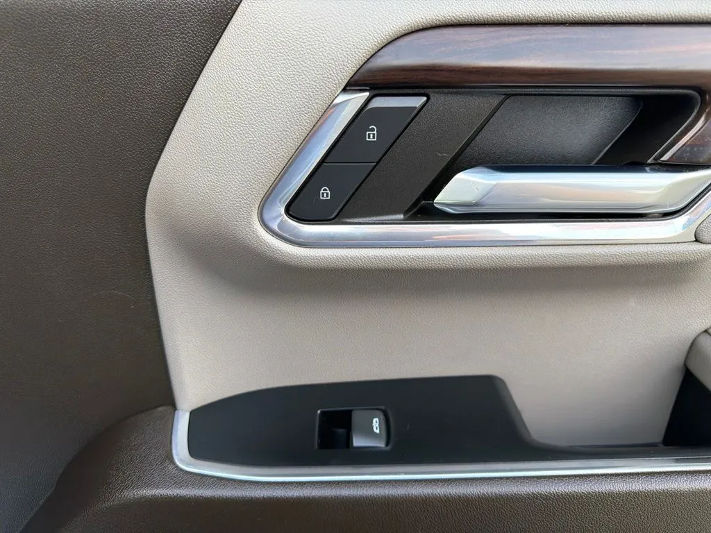 2023 GMC Sierra 1500 SLT - Photo 16