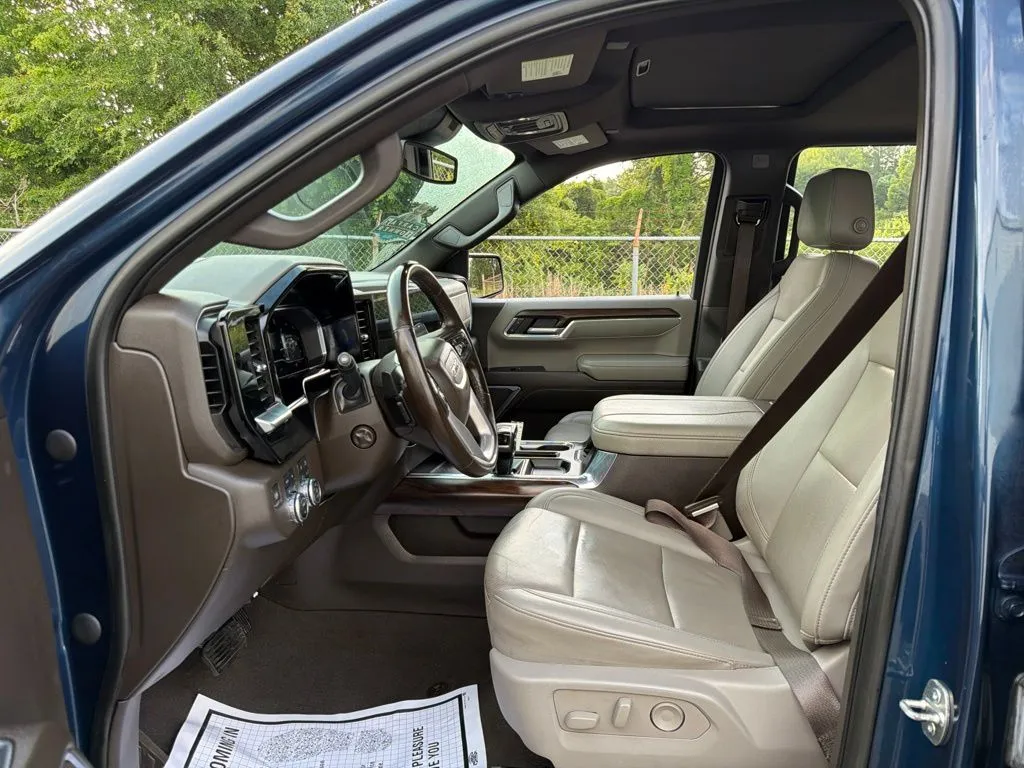 2023 GMC Sierra 1500 SLT - Photo 25