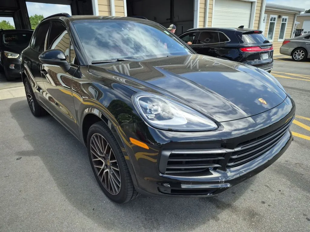 Black 2019 Porsche Cayenne for sale in Madison, NC