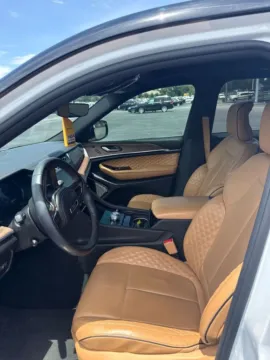 More photos of 2024 Jeep Grand Cherokee Summit at Smart Chevrolet, NC