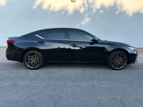 Black 2025 Nissan Altima 2.5 SR for sale in Madison, NC